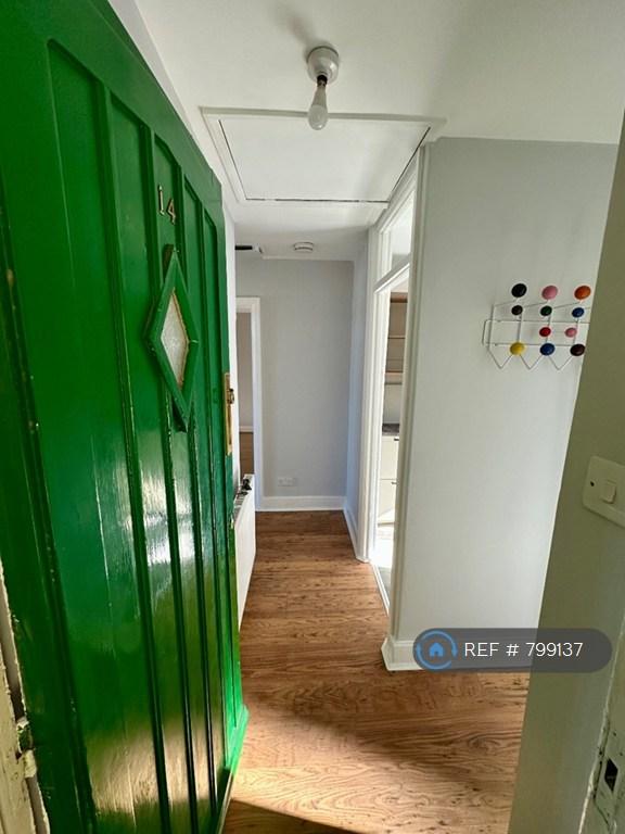 Apartment in London - View 3
