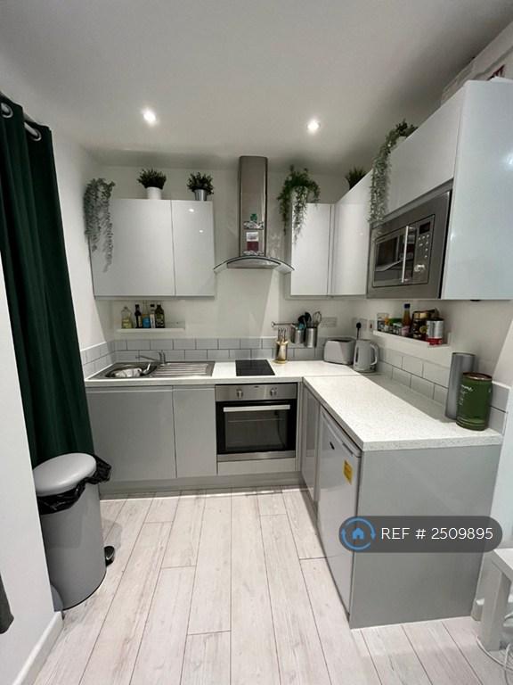 Apartment in Marylebone - View 3