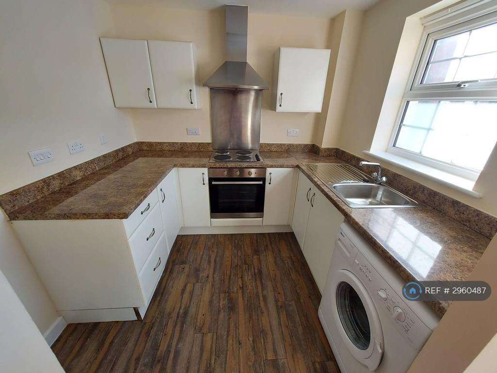 Apartment in Bristol, Kingswood - View 5