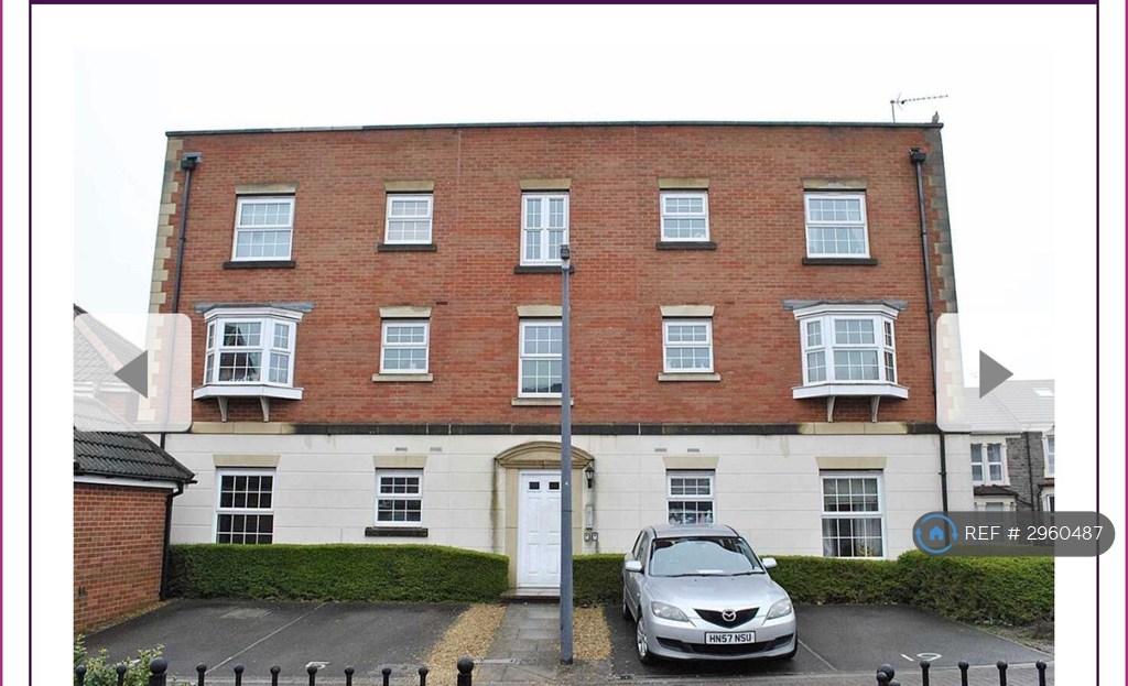 Apartment in Bristol, Kingswood - More