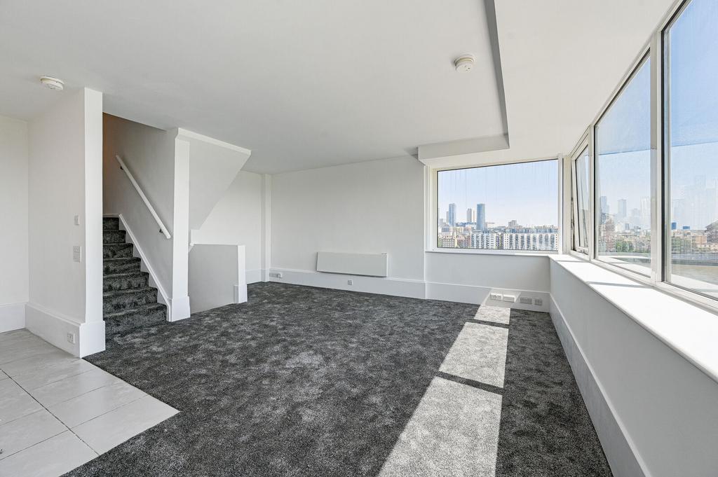 Apartment in London - View 5