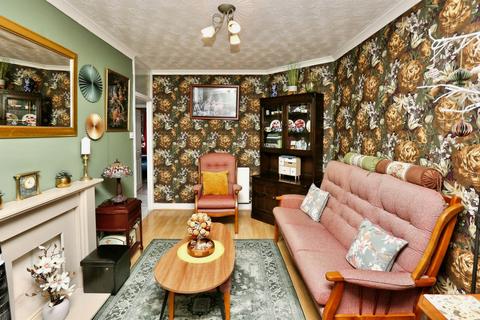 2 bedroom semi-detached bungalow for sale, Kingston Road, Gosport
