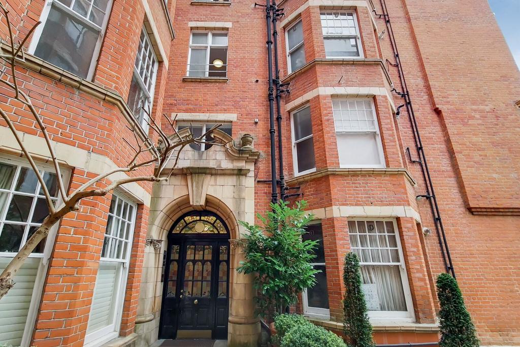 Apartment in London - View 3
