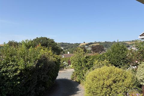 2 bedroom detached bungalow for sale, Reeds Park, Lostwithiel