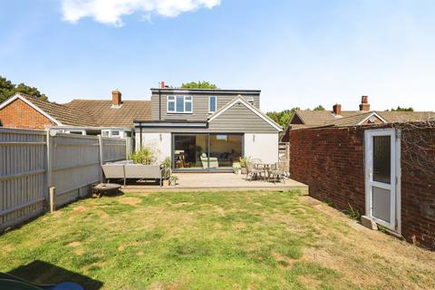 4 bedroom semi-detached house for sale, Sayerland Road, Polegate