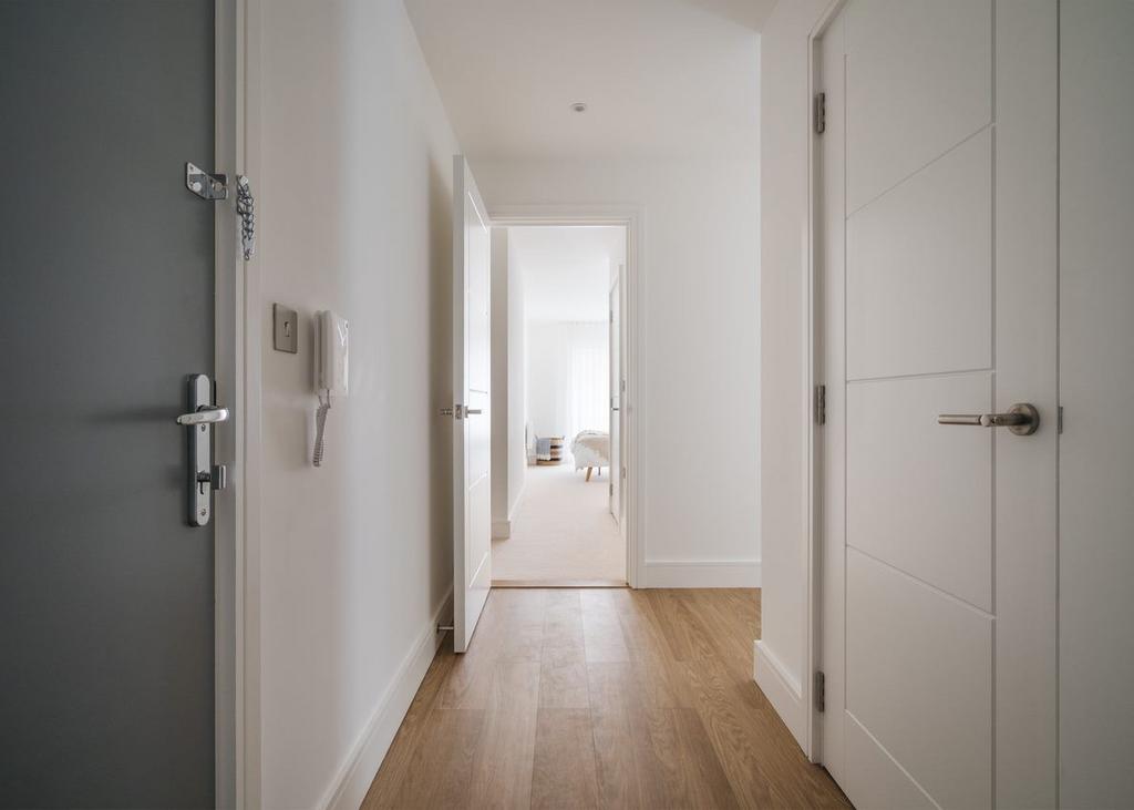 Apartment in Birmingham, West Midlands - View 5