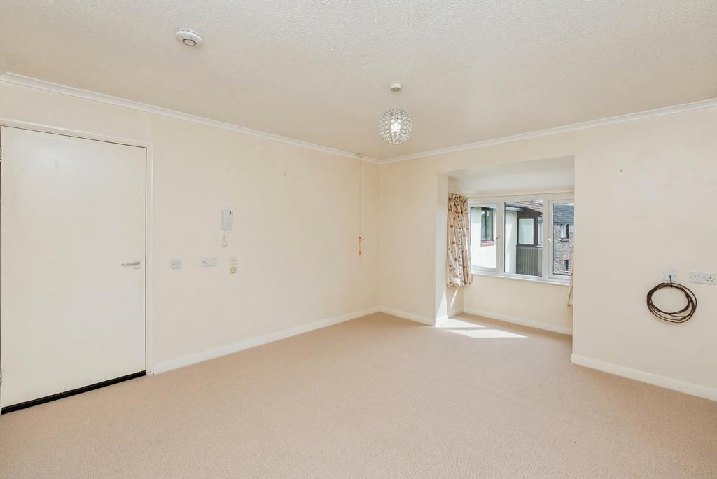 Apartment in Bristol - View 3