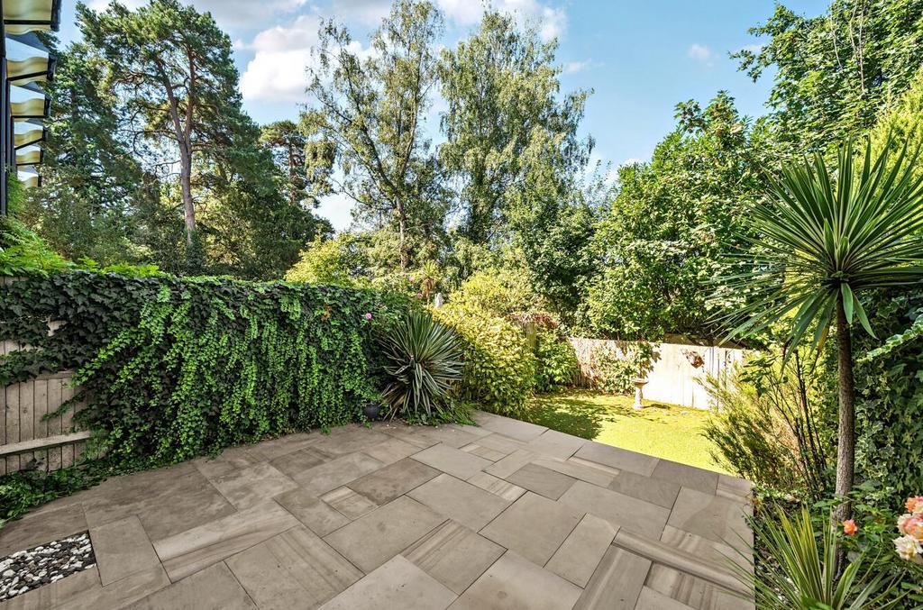House in Southampton - View 5