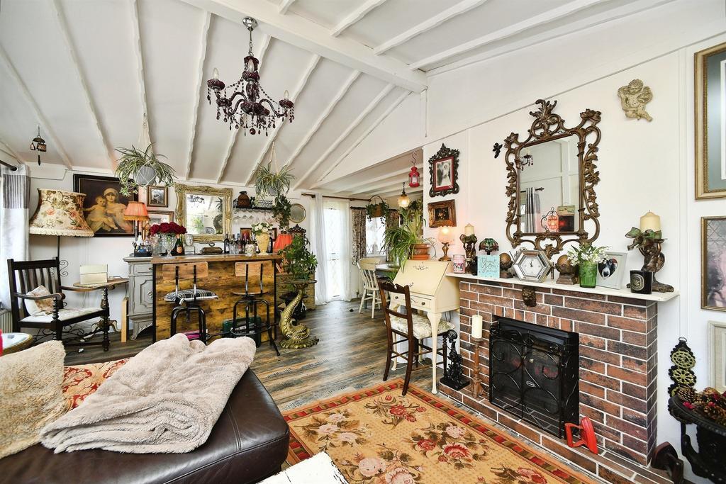 House in Newhaven - View 3