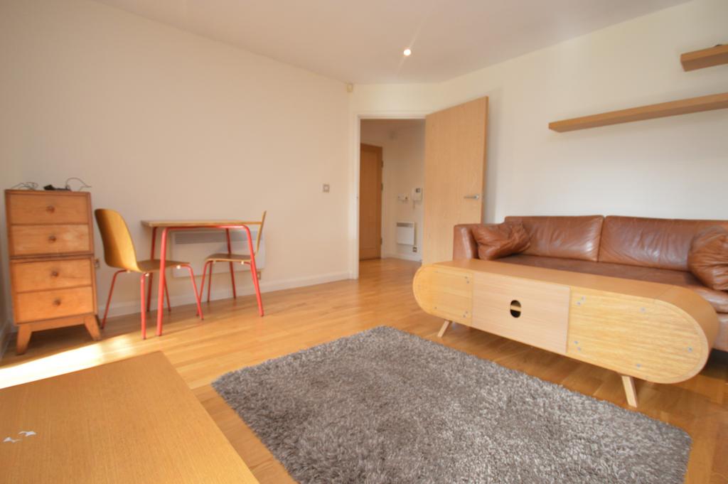 Apartment in London - View 3