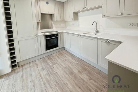 2 bedroom flat to rent, Worcester Street, West Midlands DY8