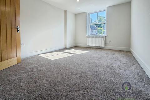 2 bedroom flat to rent, Worcester Street, West Midlands DY8