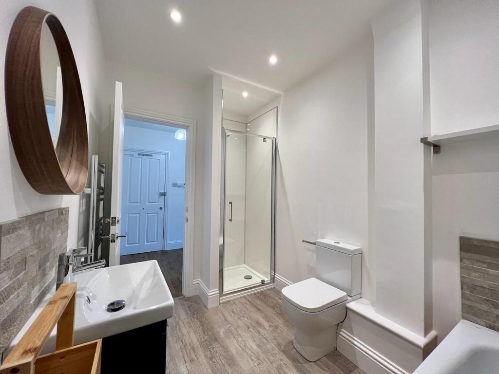 Apartment in Manchester - View 5