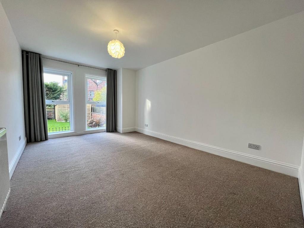 Apartment in Manchester - More