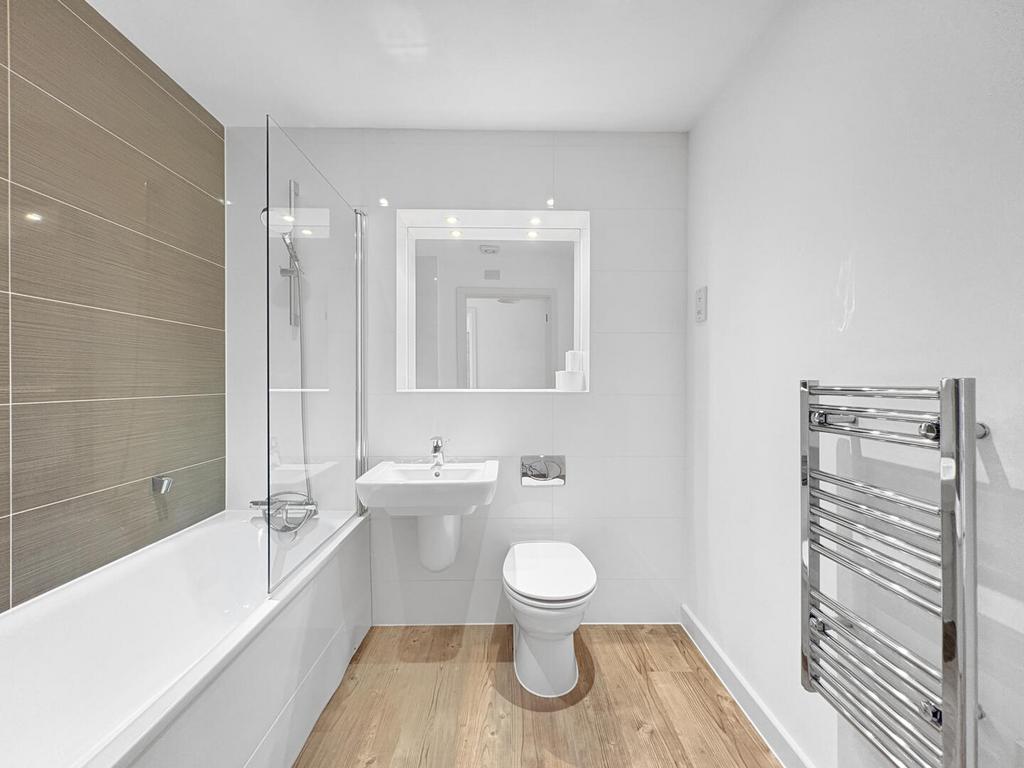 Apartment in Cambridge - View 5