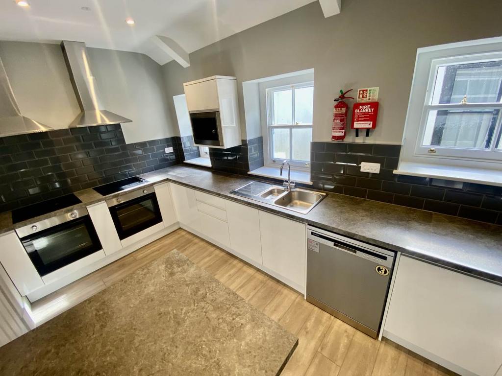House in Swansea, Brynmill, Uplands - View 5