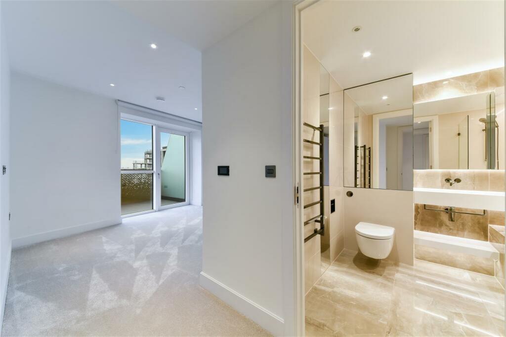 Apartment in London - More