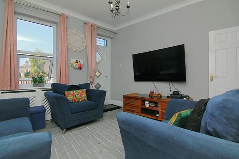 4 bedroom terraced house for sale, Beldon Lane, Horton Bank Top, Bradford, BD7