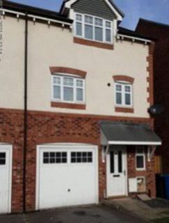 3 bedroom semi-detached house to rent, Bracken Way, Harworth, Doncaster, Nottinghamshire, DN11