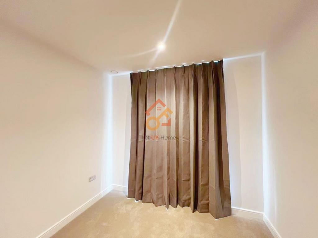 Apartment in Wembley - More