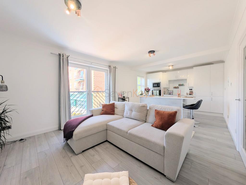 Apartment in Newcastle Upon Tyne - View 4
