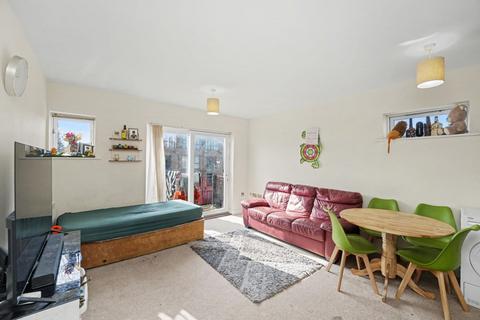 1 bedroom flat for sale, Whippendell Road, Watford WD18