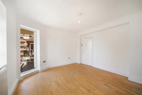2 bedroom flat for sale, Lancaster House, Horne Way, Putney