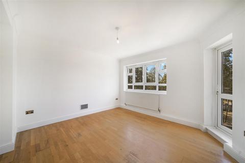 2 bedroom flat for sale, Lancaster House, Horne Way, Putney