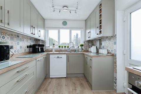 3 bedroom semi-detached house for sale, Merton Close, Fordingbridge
