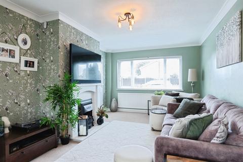3 bedroom semi-detached house for sale, Merton Close, Fordingbridge