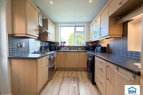 3 bedroom semi-detached house for sale, Ryegate Crescent, Leicester LE4