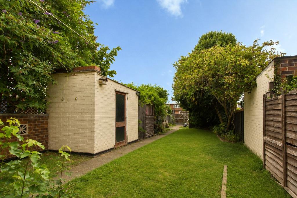 House in Cambridge, Chesterton - View 2