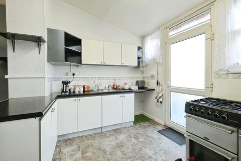 2 bedroom terraced bungalow for sale, Grahamstown Road, Sedbury, Chepstow