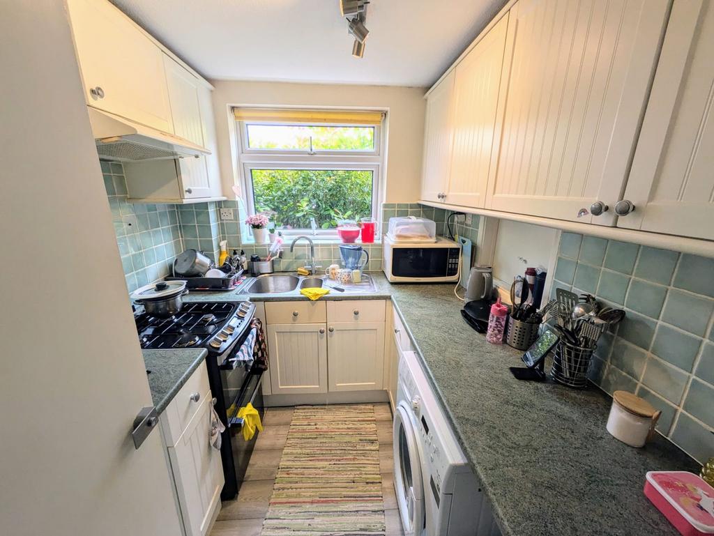 Apartment in Sidcup - View 3