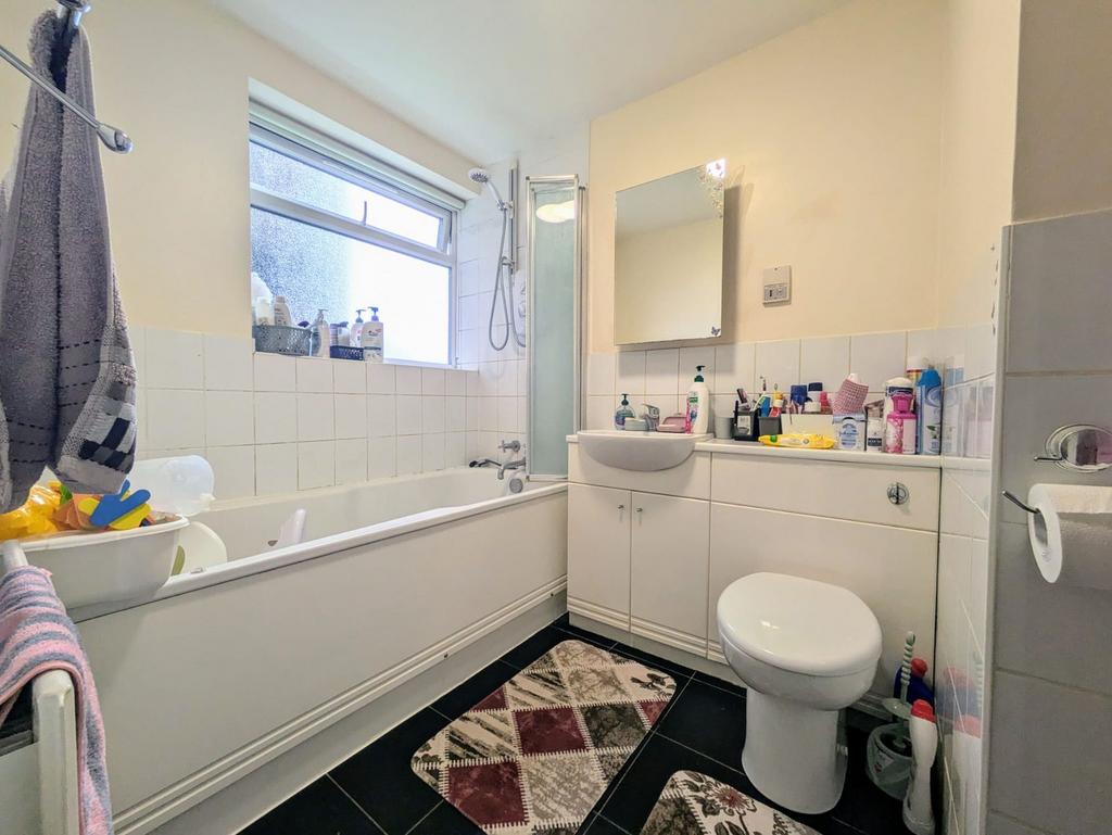 Apartment in Sidcup - View 5