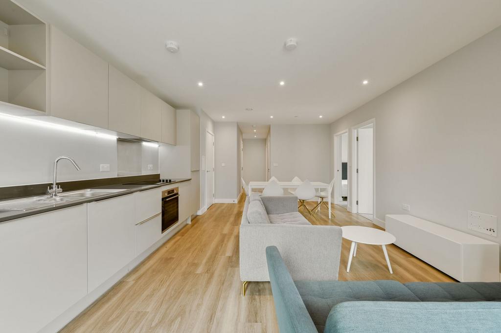 Apartment in Brentford - View 4