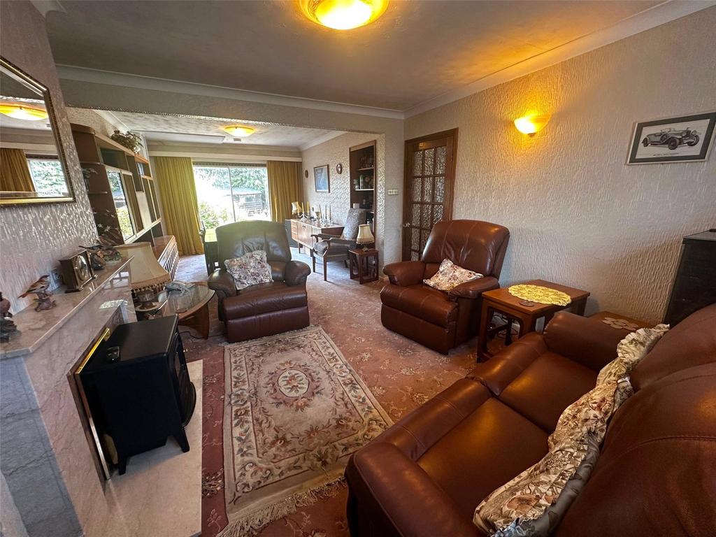 House in West Midlands - View 4