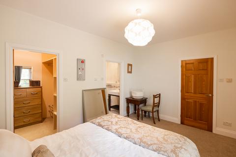 2 bedroom maisonette for sale, Sardrette Court, St. Peter Port, Guernsey