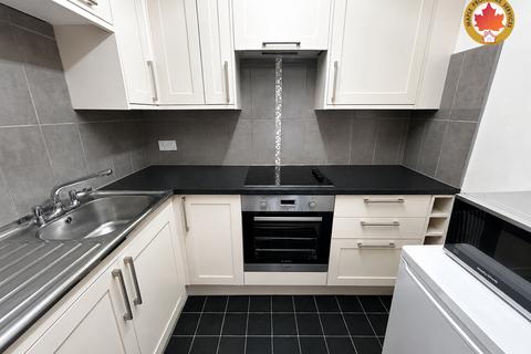 1 bedroom flat to rent, Woking GU22