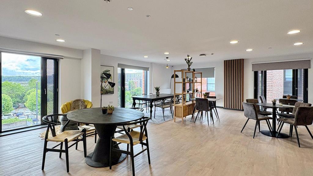 Apartment in Bristol - More