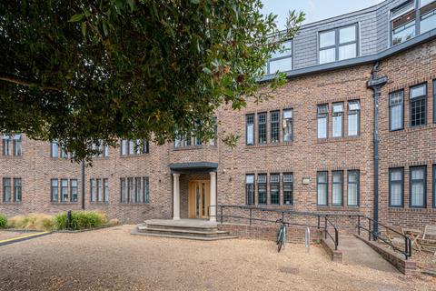 Abbeville Road, Clapham Common South Side, LONDON, SW4