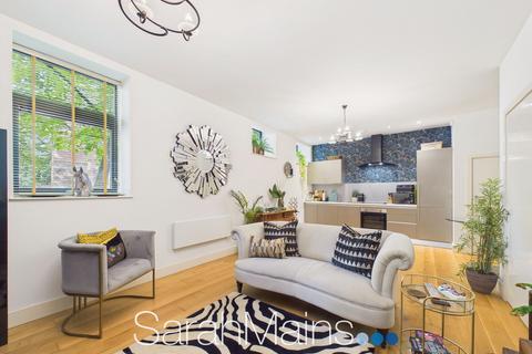 2 bedroom flat for sale, Lime Square, City Centre, NE1