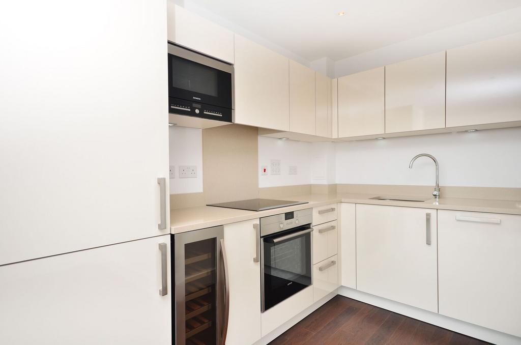 Apartment in London - View 2
