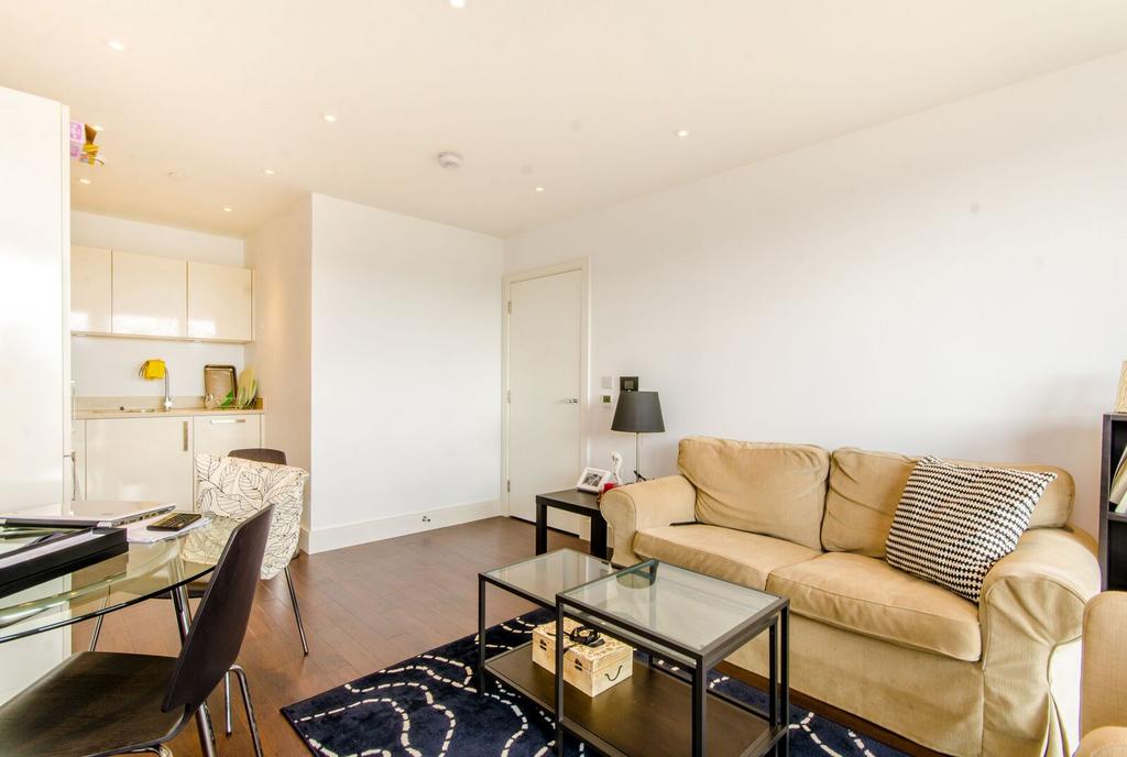 Apartment in London - View 5