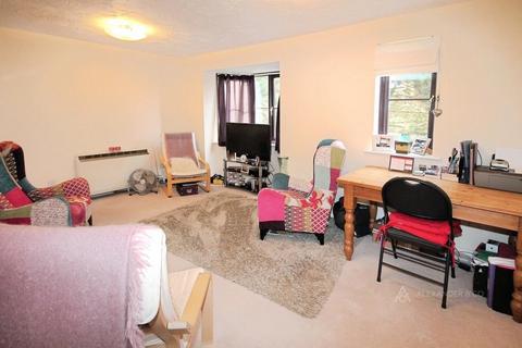 1 bedroom flat to rent, Poets Chase, Aylesbury HP21