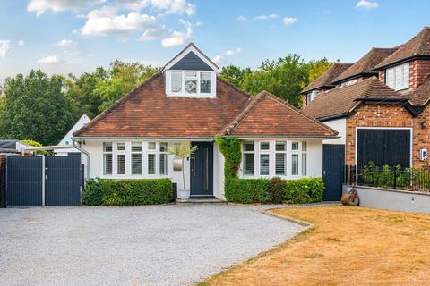 4 bedroom detached house for sale, Pinehill Road, Crowthorne, Berkshire