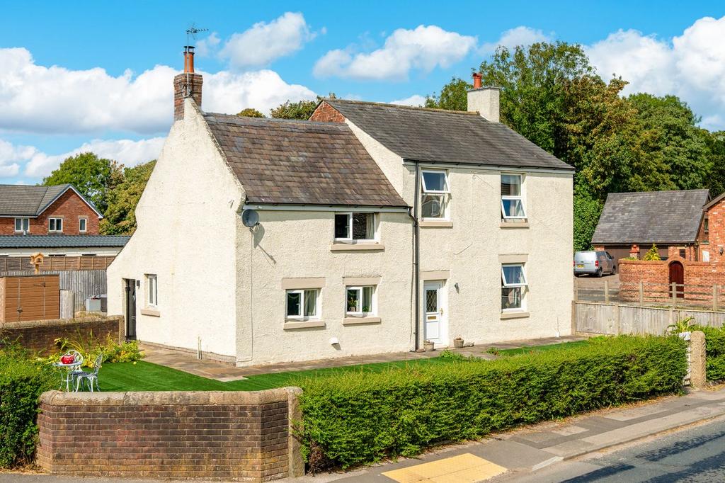 House in Preston - View 2