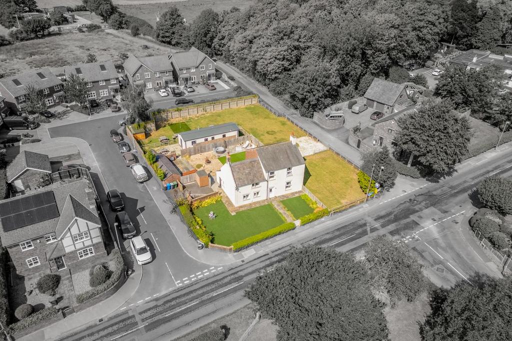 House in Preston - View 3