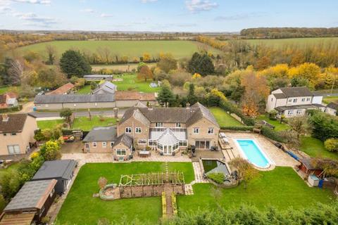6 bedroom detached house for sale, Burton End, Haverhill, Suffolk, CB9 9AF