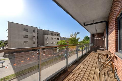 3 bedroom apartment for sale, Bodiam Court, Thornbury Way, London, E17